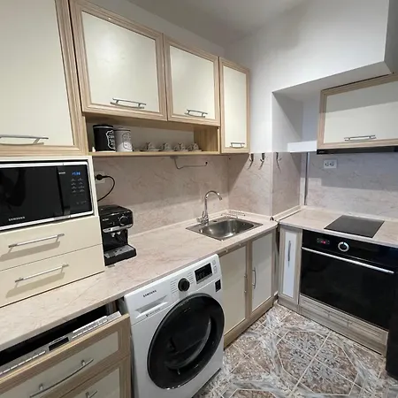 Апартаменти Sky Sea *